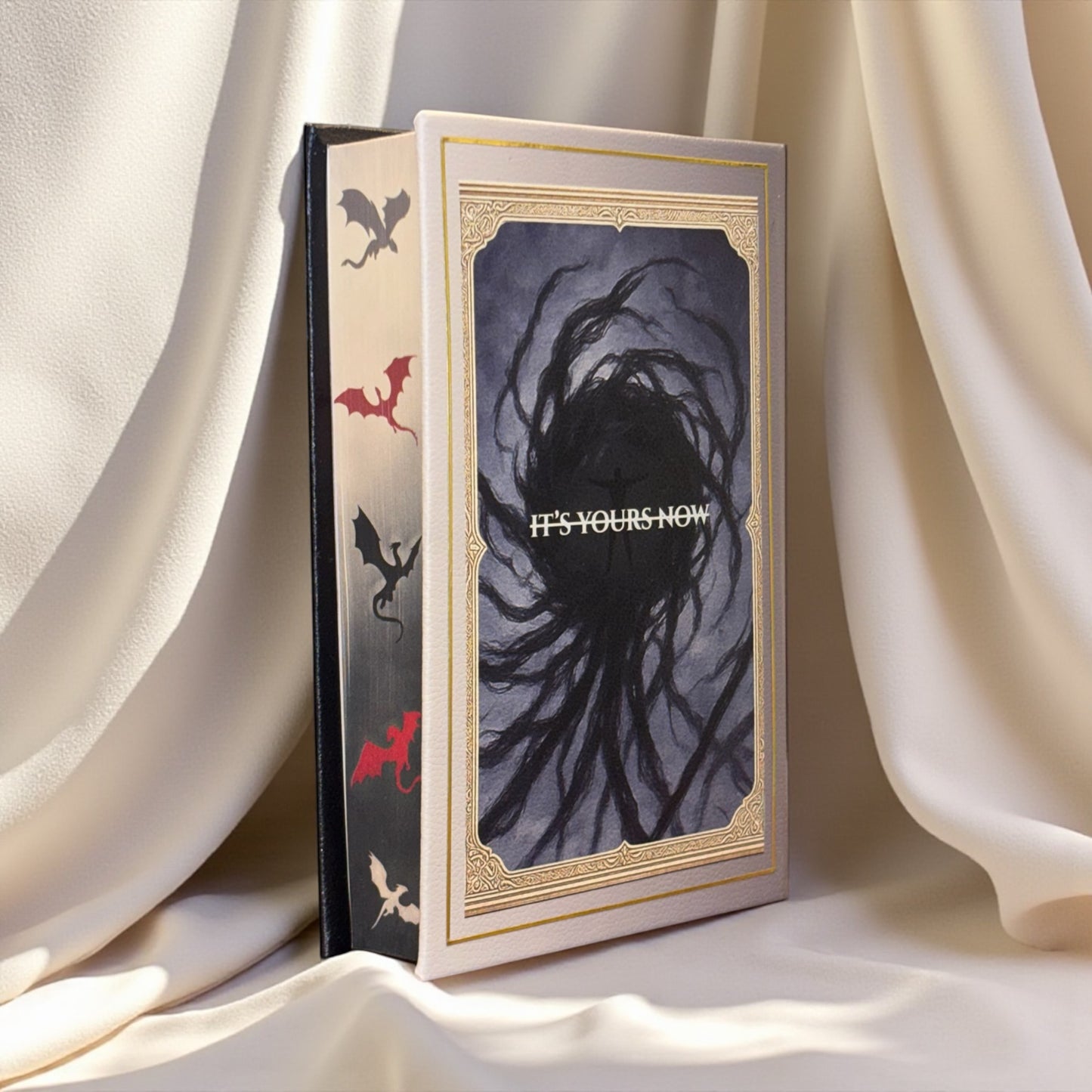 “Onyx Storm” Collectors Edition - Hand-bound Faux Leather Hardback | Sprayed Edges | Character End Papers | Gold Foiling